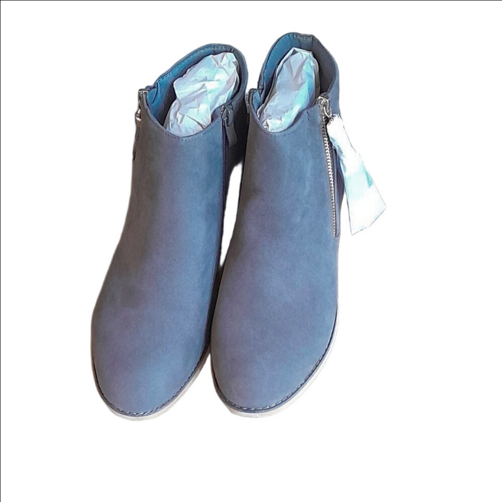 Journee Collection Trista Gray Ankle Boots NIB
